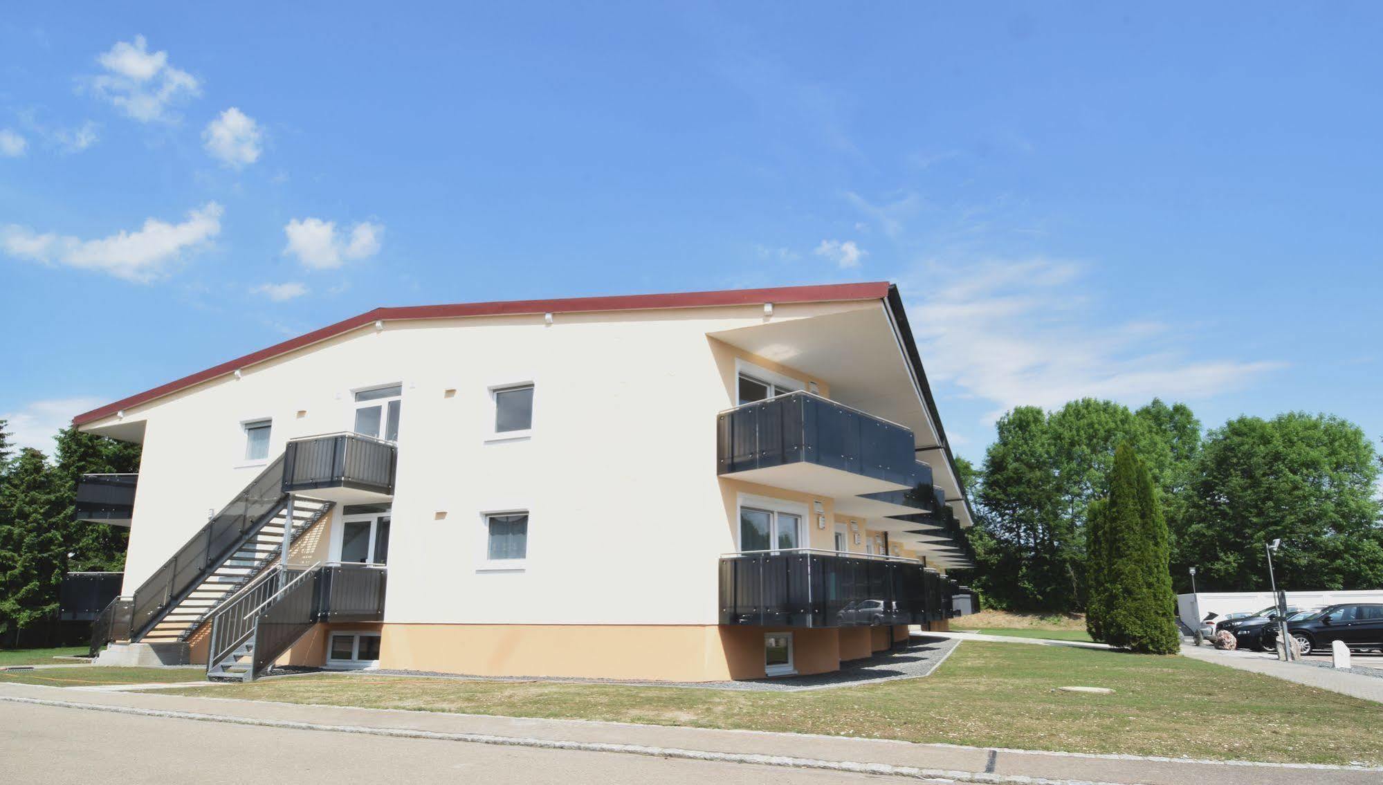 Aparthotel Donaustern Asbach-Bäumenheim Exterior foto